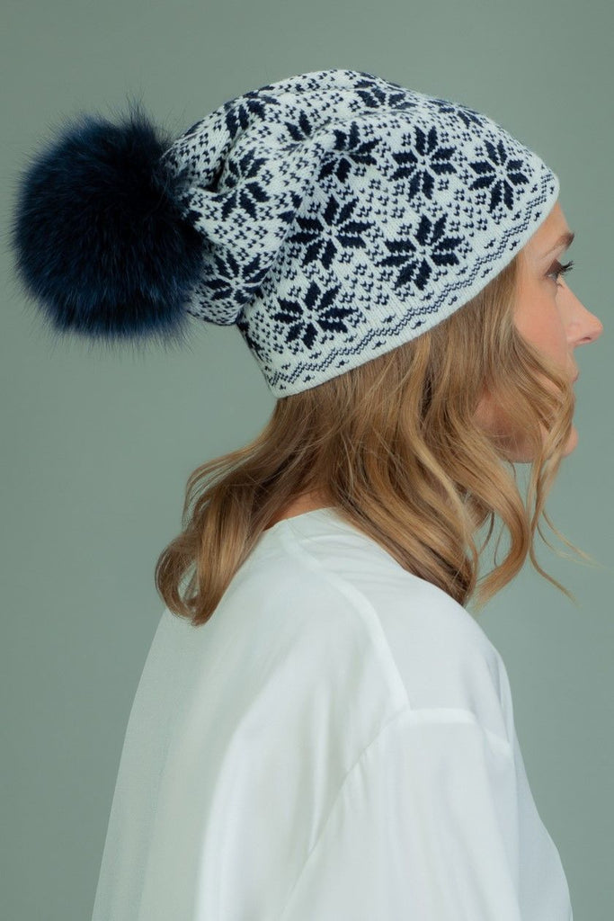 Slouchy Wool Hat with Fur Pom-Pom with Star Pattern - Dark Blue